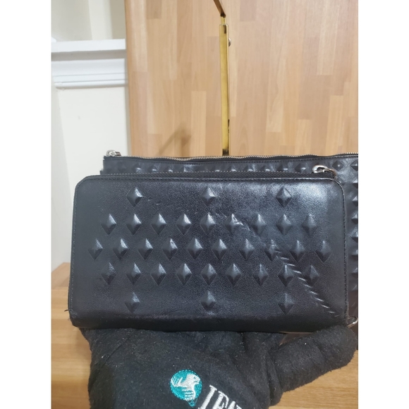 MCM Tantris Embossed Leather Large Pouch Black & Wallet - Picture 5 of 11